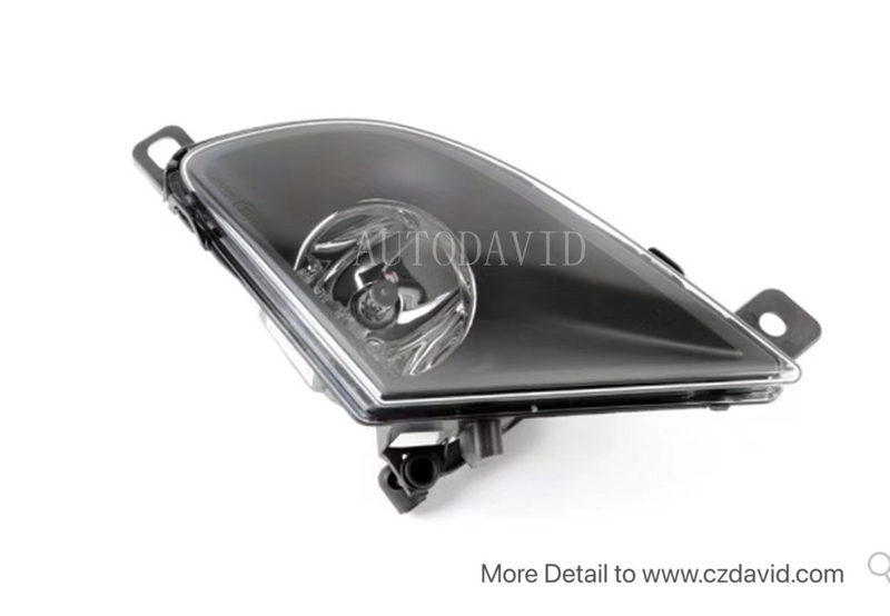 مصباح ضباب بدون لمبة BMW 5 SERIES E60 E61 LCI 518 2008-2010 OEM: LH 63177177711/RH 63177177712