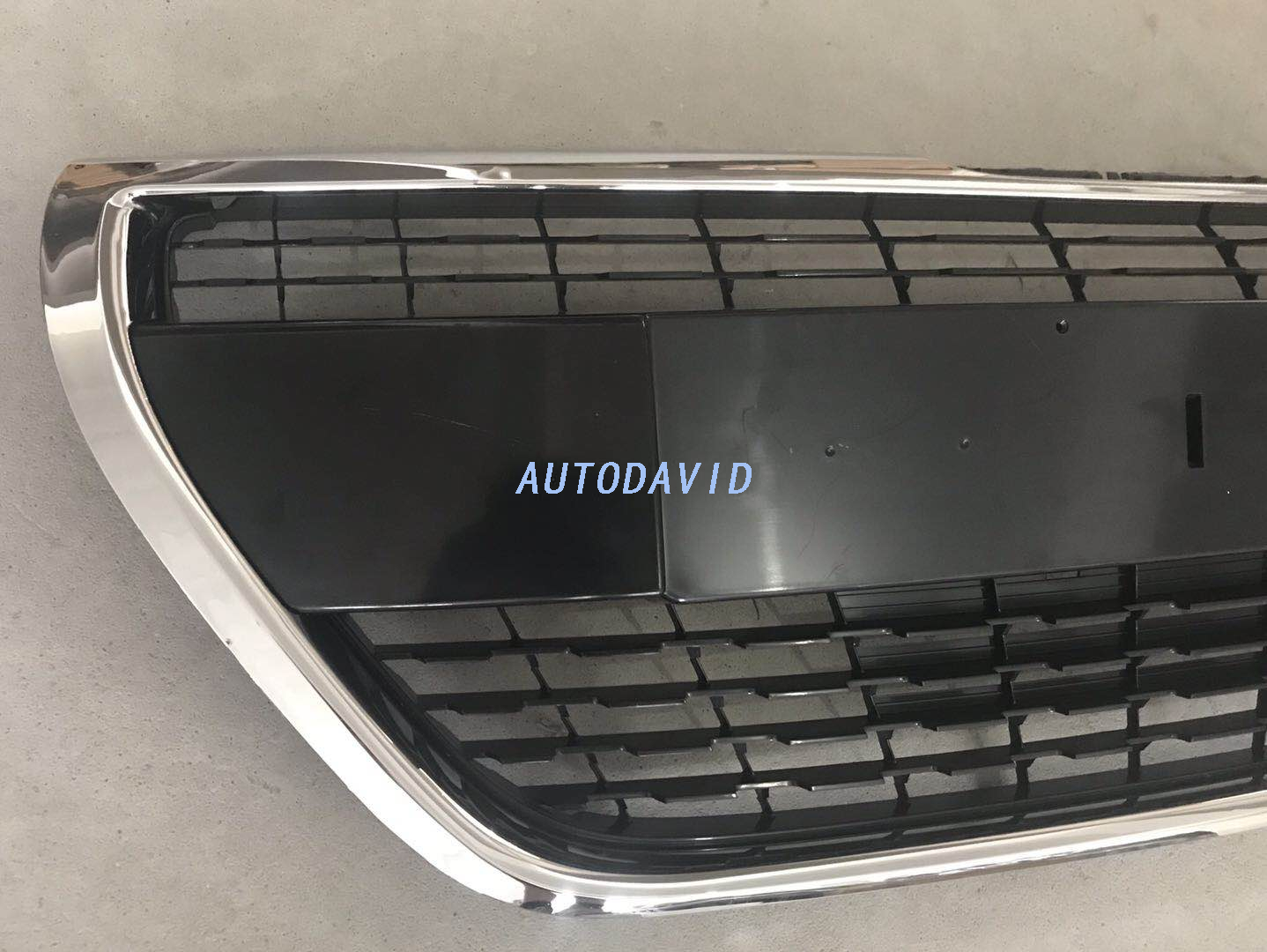 الشبكة الأمامية كاملة بالكروم بيجو 208 2016 OEM: لا شيء DVD42-0701-03