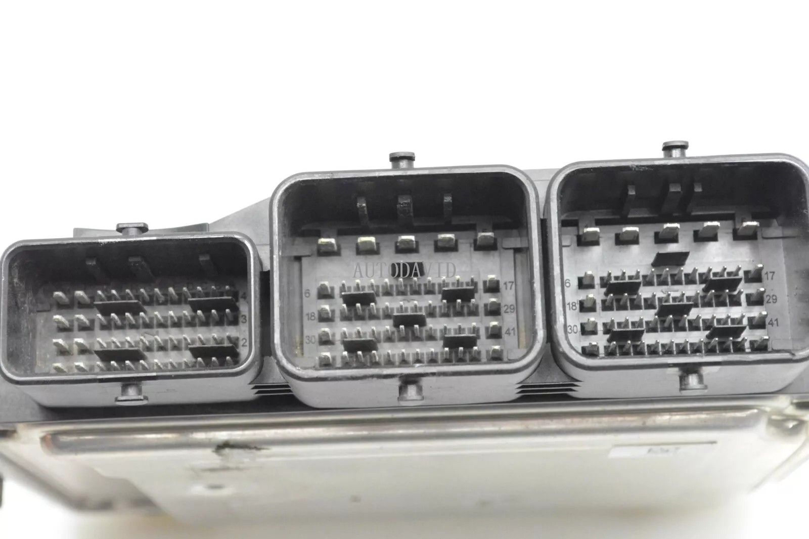 وحدة التحكم في المحرك (ECU) لبيجو 2008 2018 1.6 D OEM: 9805947380 0281019817 HS03-031-024