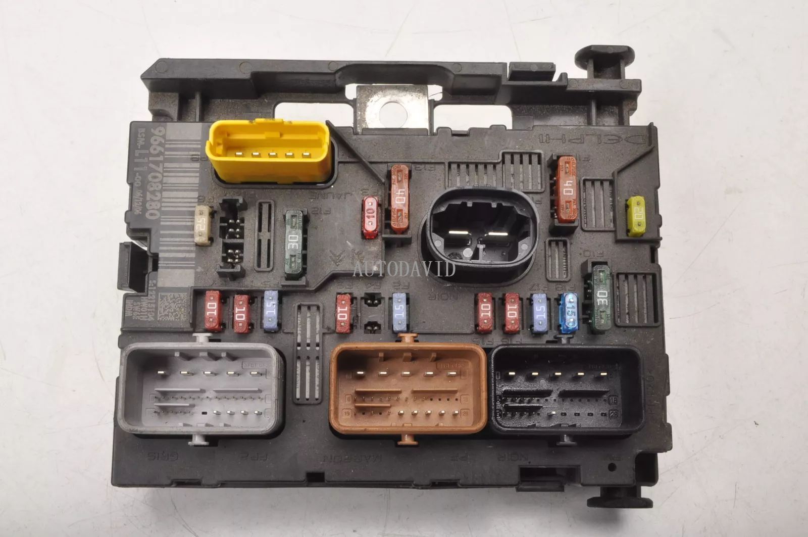 صندوق فيوز المحرك BSM الجمعية لبيجو 307 1.6/16 فولت OEM: 9661708280 BSM-L11-00 BSML1100 HS01-042-003