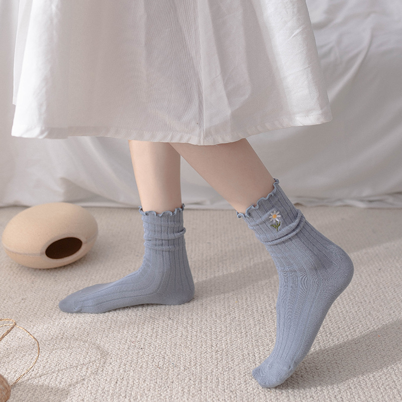 Wholesale fashion cotton girls long colorful slouch socks womens tube breathable sports women socks