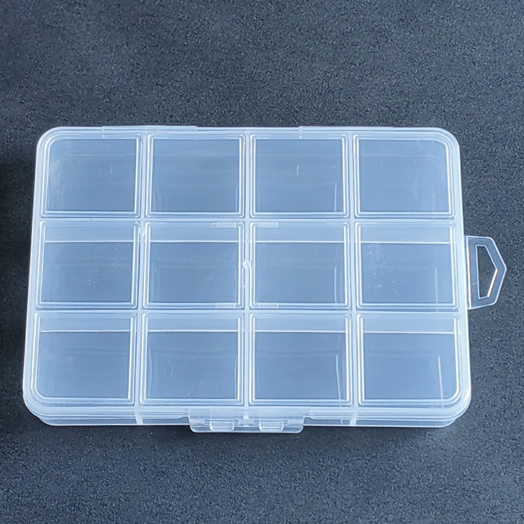 12 Grids Plastic Organizer Box 13.6x9.7x1.8cm