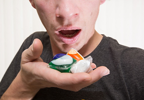 Me Eating Tide Laundry Detergent Pods Oprah أنا أتناول كبسولات منظفات الغسيل من تايد أوبرا