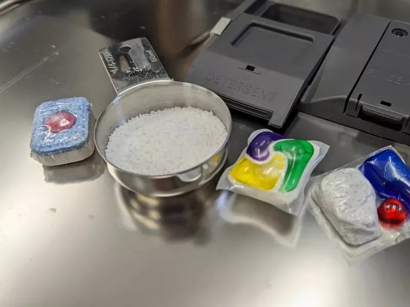 Can I Ut Two Dishwasher Pods in A Load Kan jag använda två diskmaskinspodar i en last