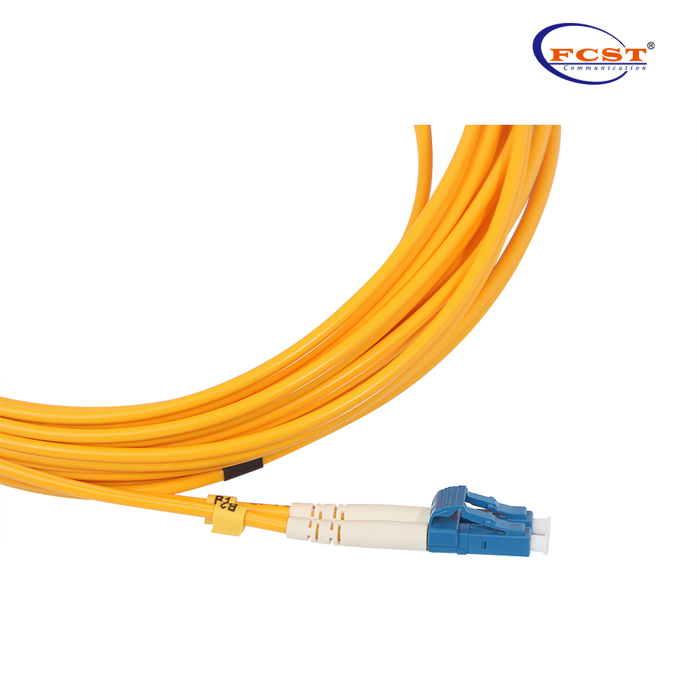 LC UPC a FC UPC Duplex OS2 Modo único PVC (OFNR) Cable de parche de fibra óptica de 3.0 mm