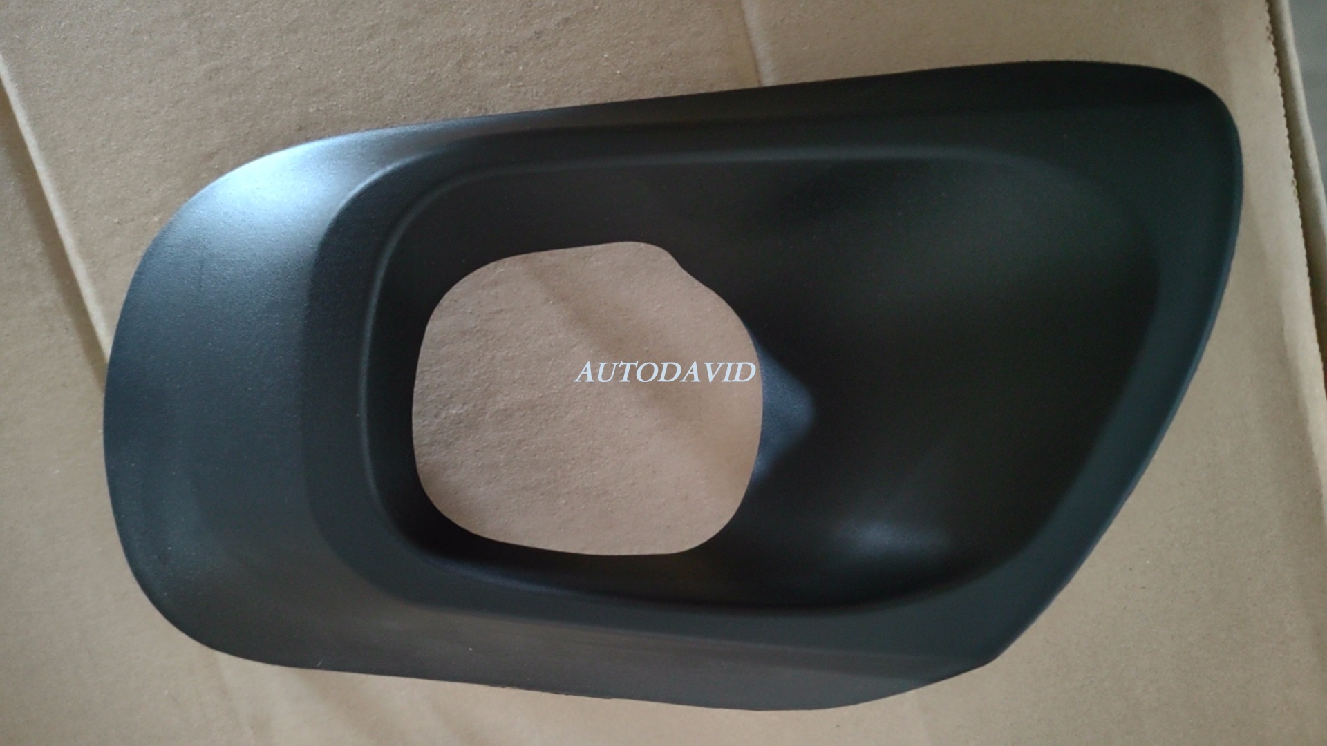 غطاء مصباح الضباب CTC5 AIRCROSS 2017 C84 OEM:LH YL008735XT/RH YL008736XT DVD36-0701-17