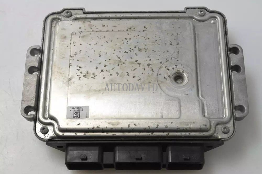 وحدة التحكم في المحرك (ECU) لـ CITROEN C5 2006 1.6 D OEM: 9658945380 0281011561 HS03-031-030