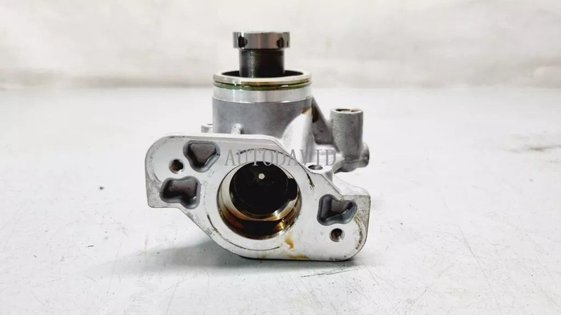 حامل مضخة الوقود المضغوط العالي لبيجو 208,308,2008,3008,5008.سيتروين DS7.2019.Crossback X74 G06 1.6. تصنيع المعدات الأصلية: 9811831280 HS03-032-007