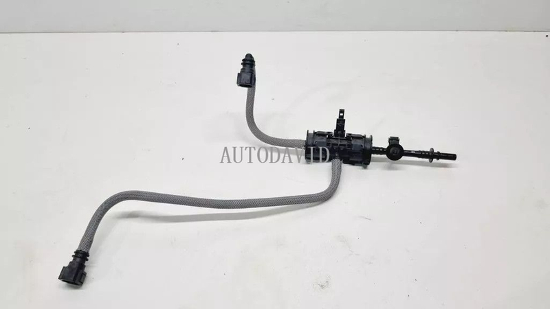 أنبوب خط الوقود علبة المرافق أنبوب تنفس الغاز لبيجو 5008 P87 1.2T OEM: 9801720380 HS02-023-053