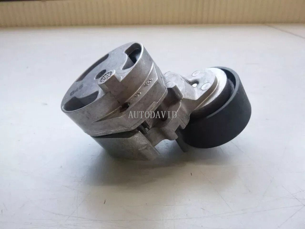 مجموعة بكرة الموتر لبيجو 206 407 307 سيتروين C4/5/8 البلاستيك OEM: 575189A 9638380780A 9655198980A Y40115980AA HS01-017-029A