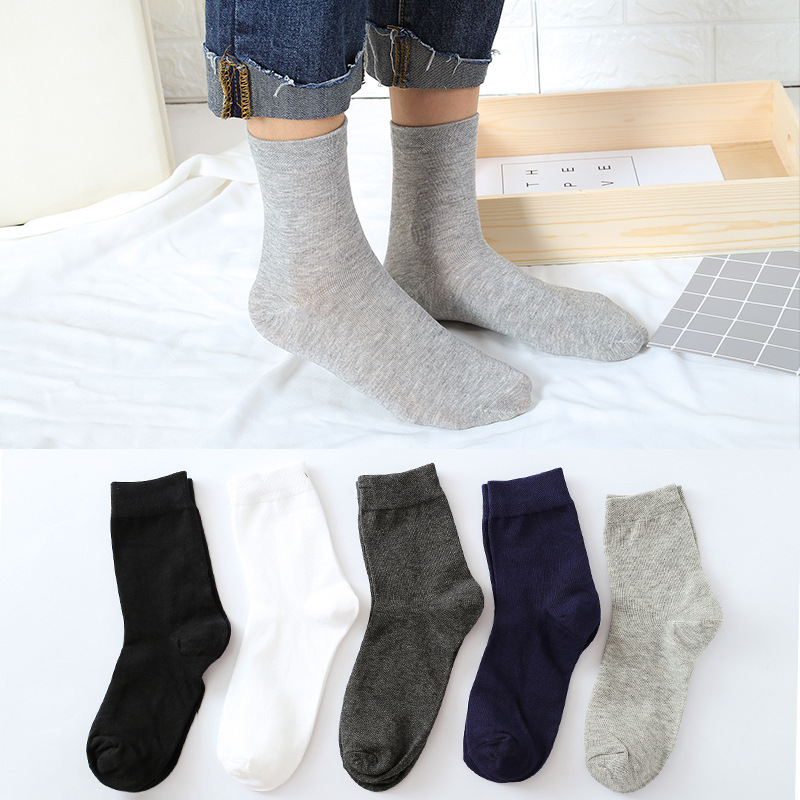 Factory Custom Logo Black Sports Socks Mens Black Athletic Socks Cycling Men Gym Workout Sport Crew cotton socks For Man