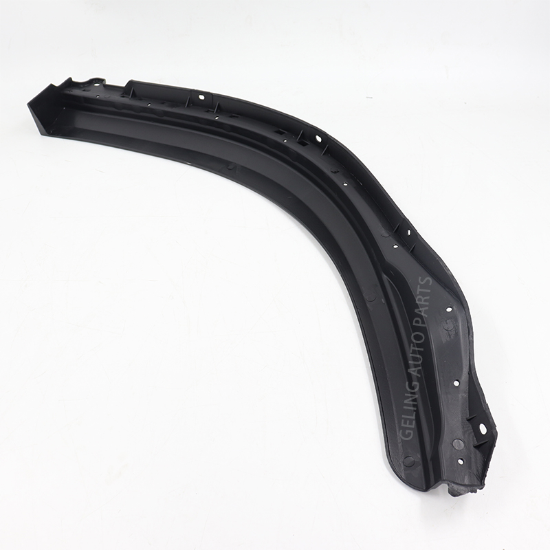 Isuzu 700P Wheel Trims Isuzu 700P Enjoliveurs