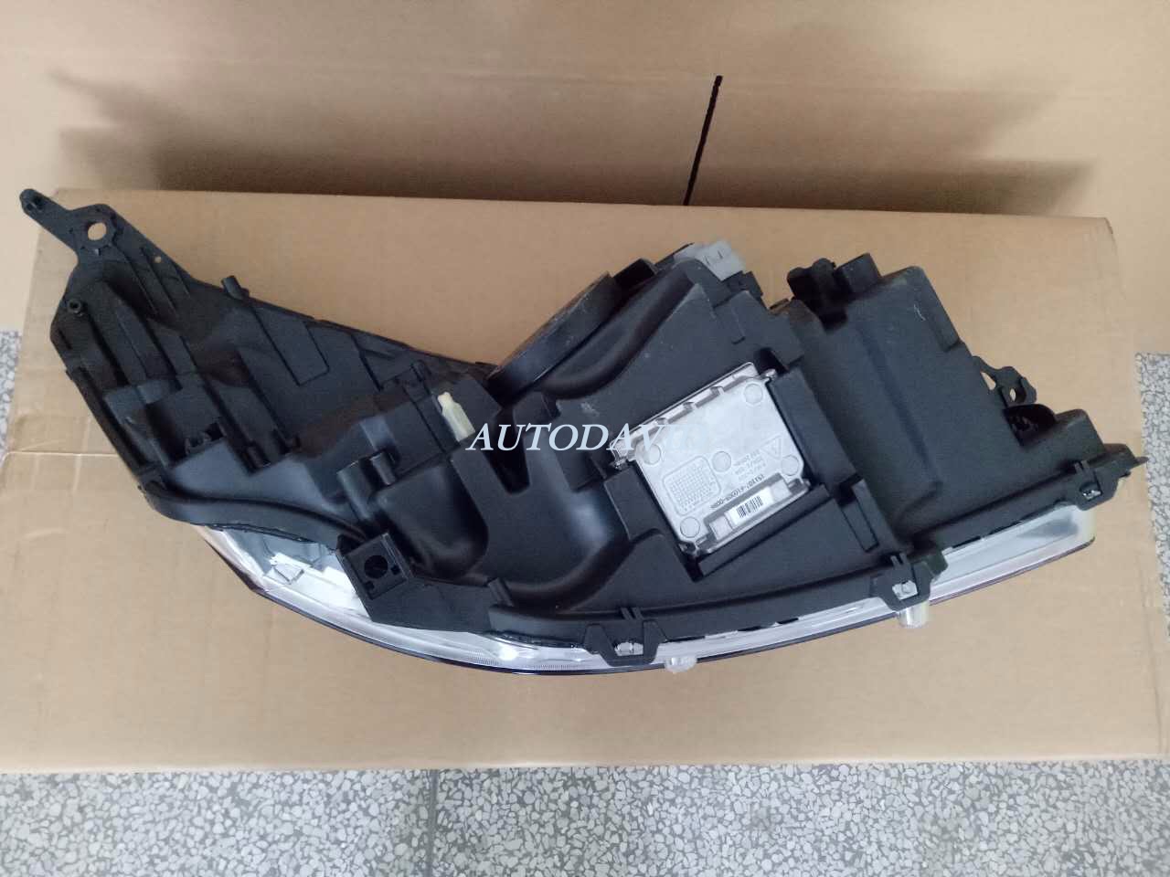 مصباح الرأس كامل عالي بيجو 508 W23 2013 OEM: LH 1613965880 /RH 1613965380 DVD16-0202