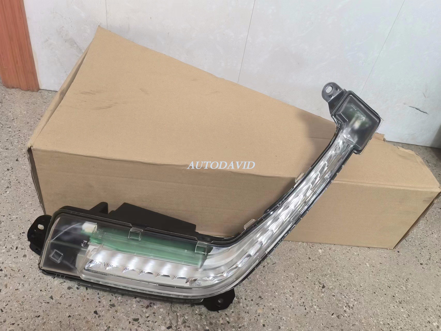 ضوء النهار بيجو 308 2011 OEM: LH 6208X4/RH 6206X4 DVD1503-0401