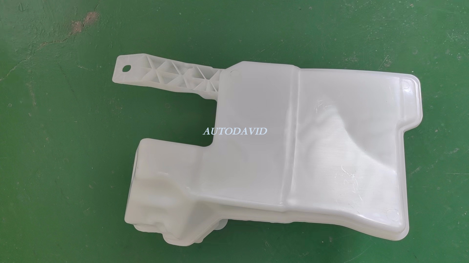 خزان ماء بيجو 208 2019 OEM:9836393680/9828382980 DVD56-1502