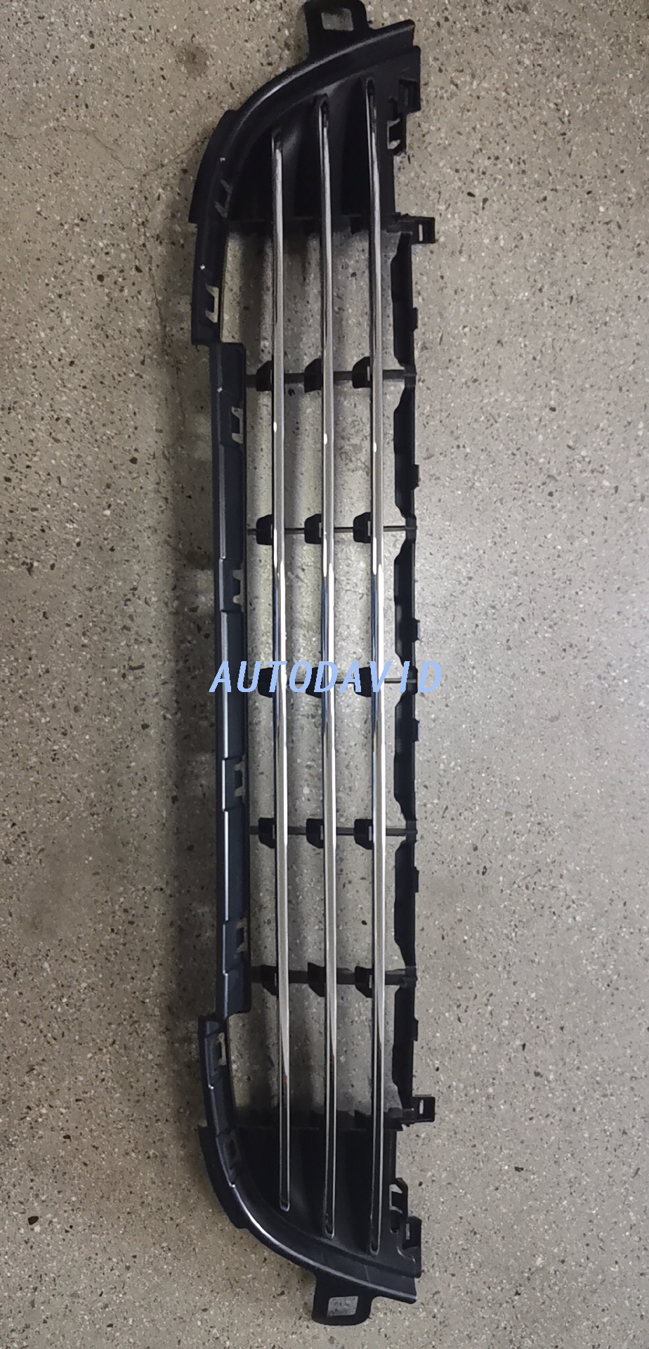 الشبكة الأمامية مطلية بالكروم بالكامل بيجو 207 2008 OEM: 7422C4 DVD43-0701-09