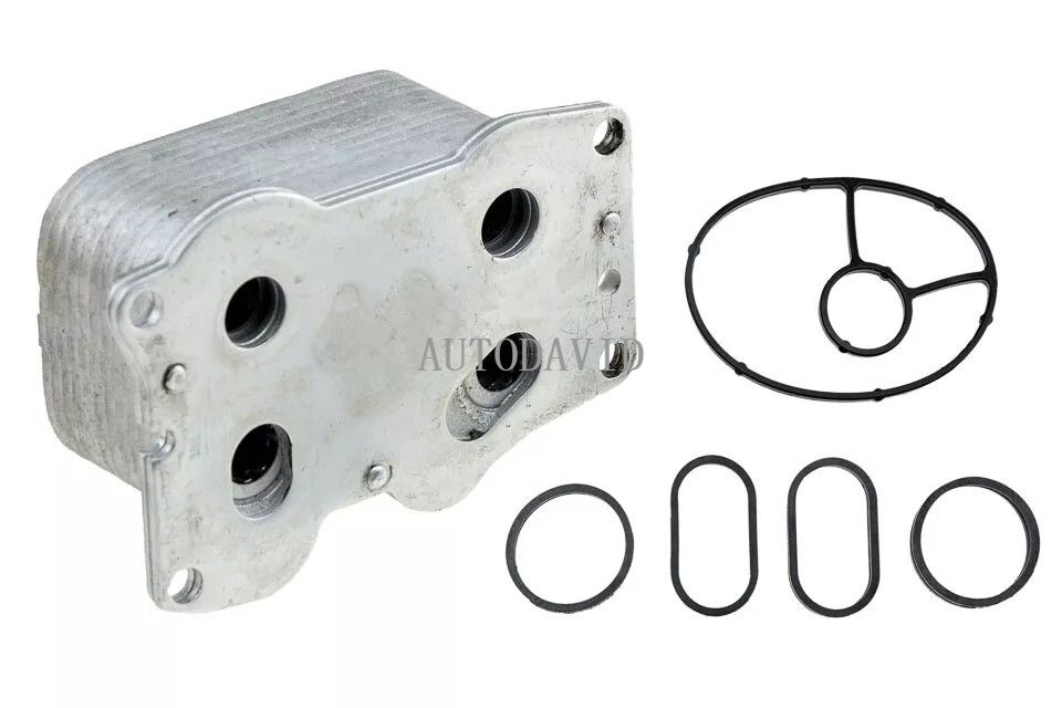 مبرد الزيت لبيجو 208 308 5008 208 3008.citroenC3/4 DS3/4 OEM: 1103T3،1103L3،1103S4،9656830180، 9672654380، 9685997780، 9810152980 HS30-300-017