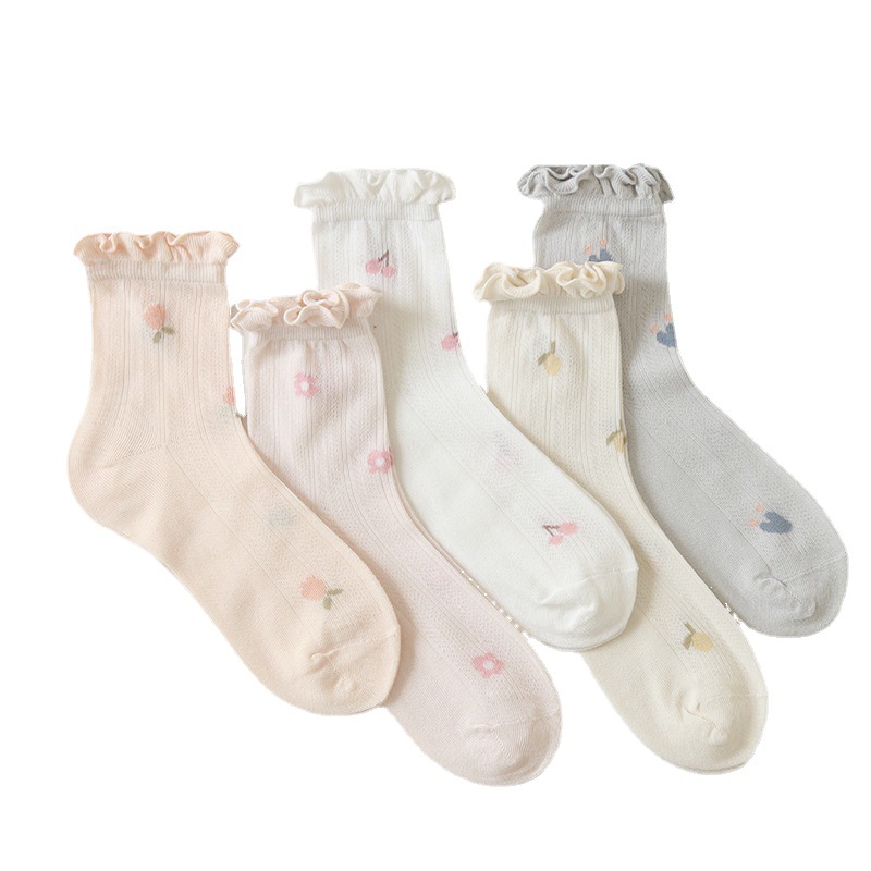 Wholesale custom sweet style cotton cute girls socks women socks