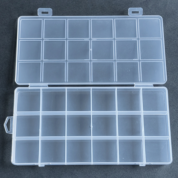 18 Grid Plastic Organizer Box 20.8x10.6x1.75cm