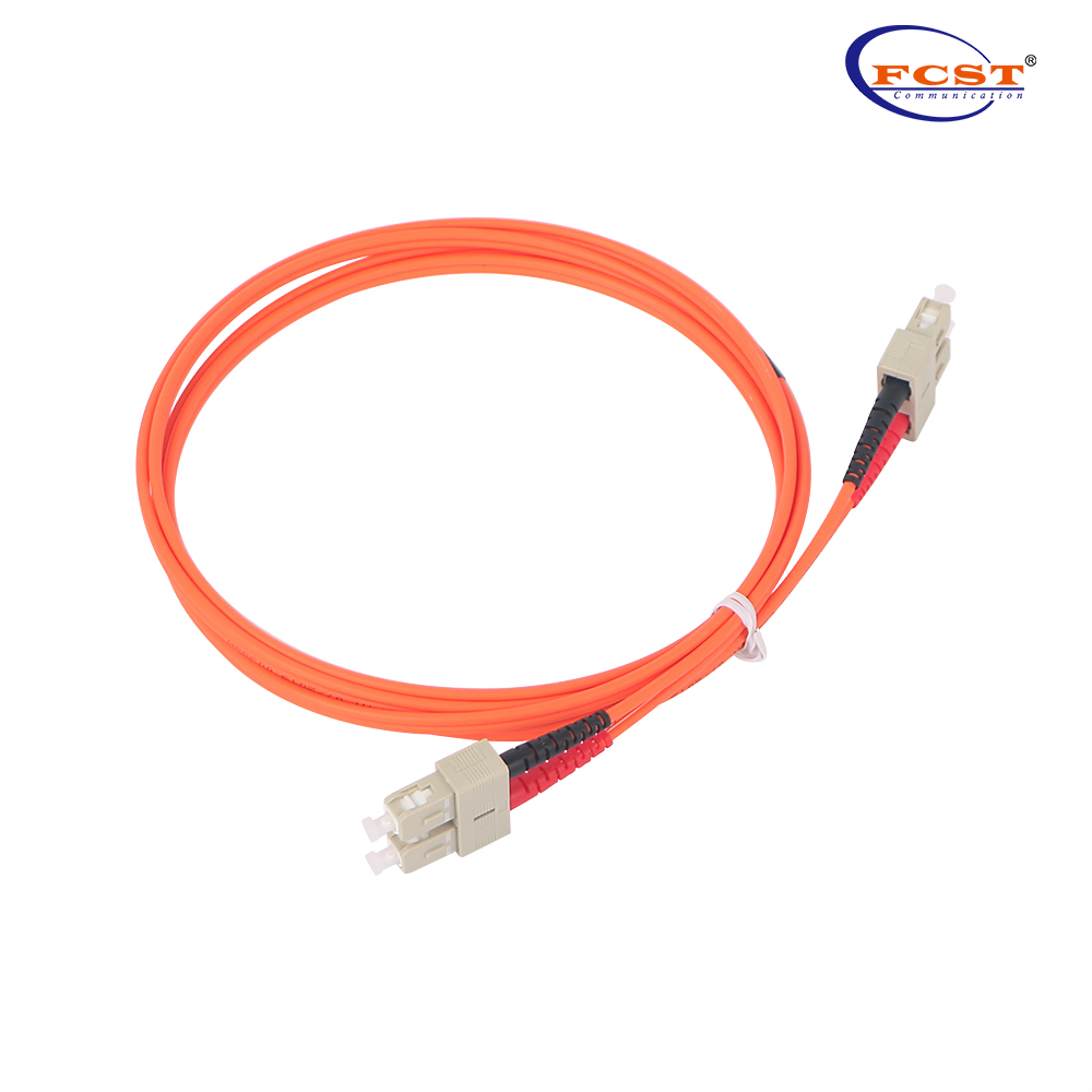 Scupc-scupc duplex OM2 2M LSZH 3.0 mm Cable de parche de fibra óptica
