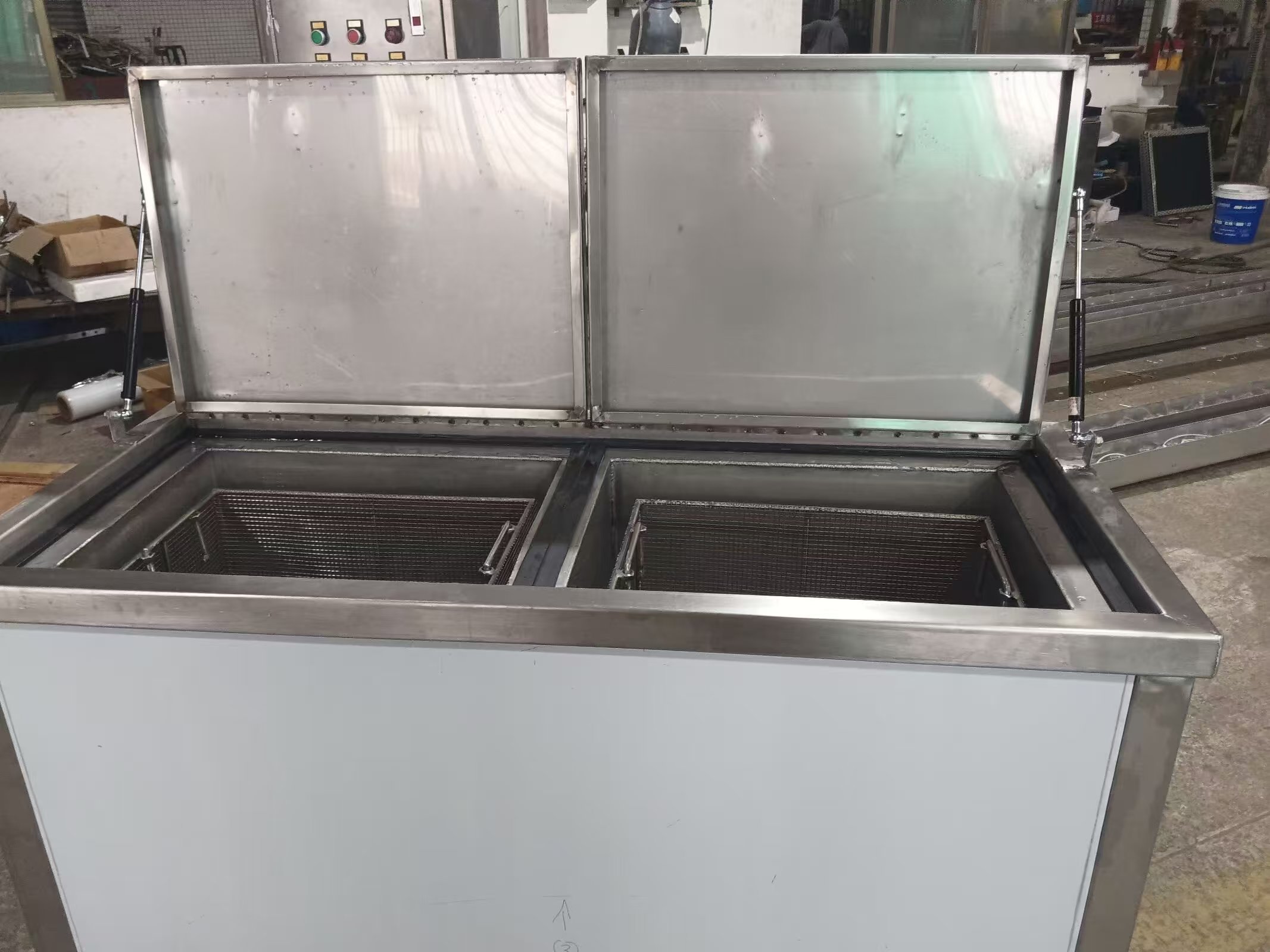 Double Tank Ultrasonic Cleaner منظف بالموجات فوق الصوتية بخزان مزدوج