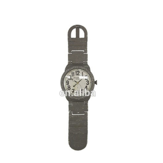 World Time Quartz Clock Price Hand Clock Retro Style