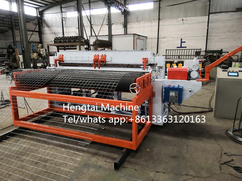 Automatic welded wire mesh machine in roll