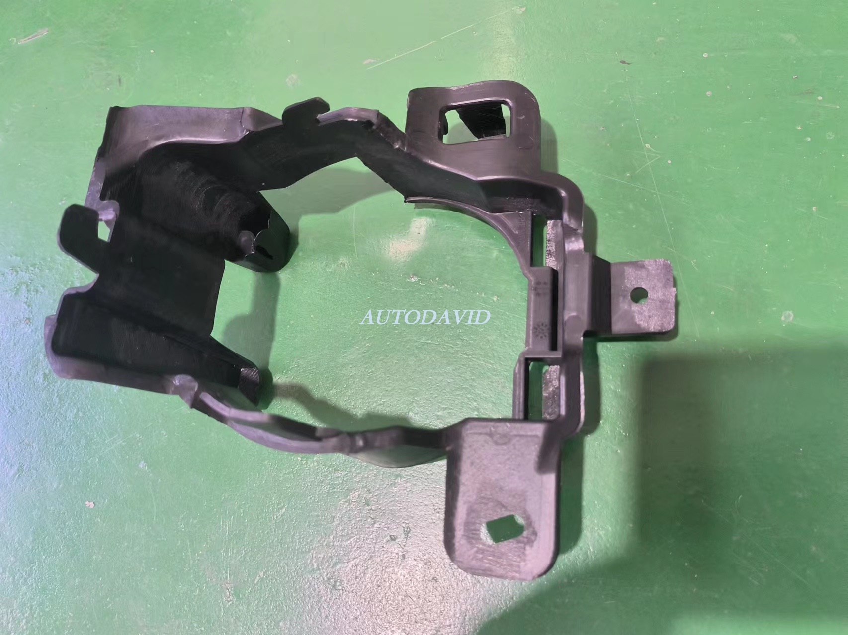 غطاء مصباح الضباب بيجو 208 2013 OEM: LH 1607398580/RH 1607398580 DVD41-0701-07