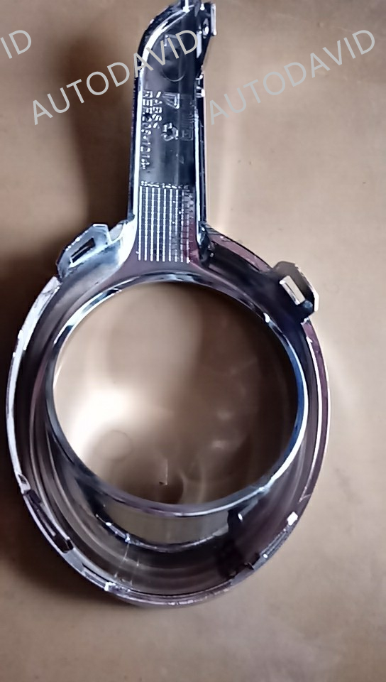 غطاء مصباح الضباب مطلي بالكروم بيجو 208 2013 OEM: LH 1608110880/RH 1608111480 DVD41-0701-08