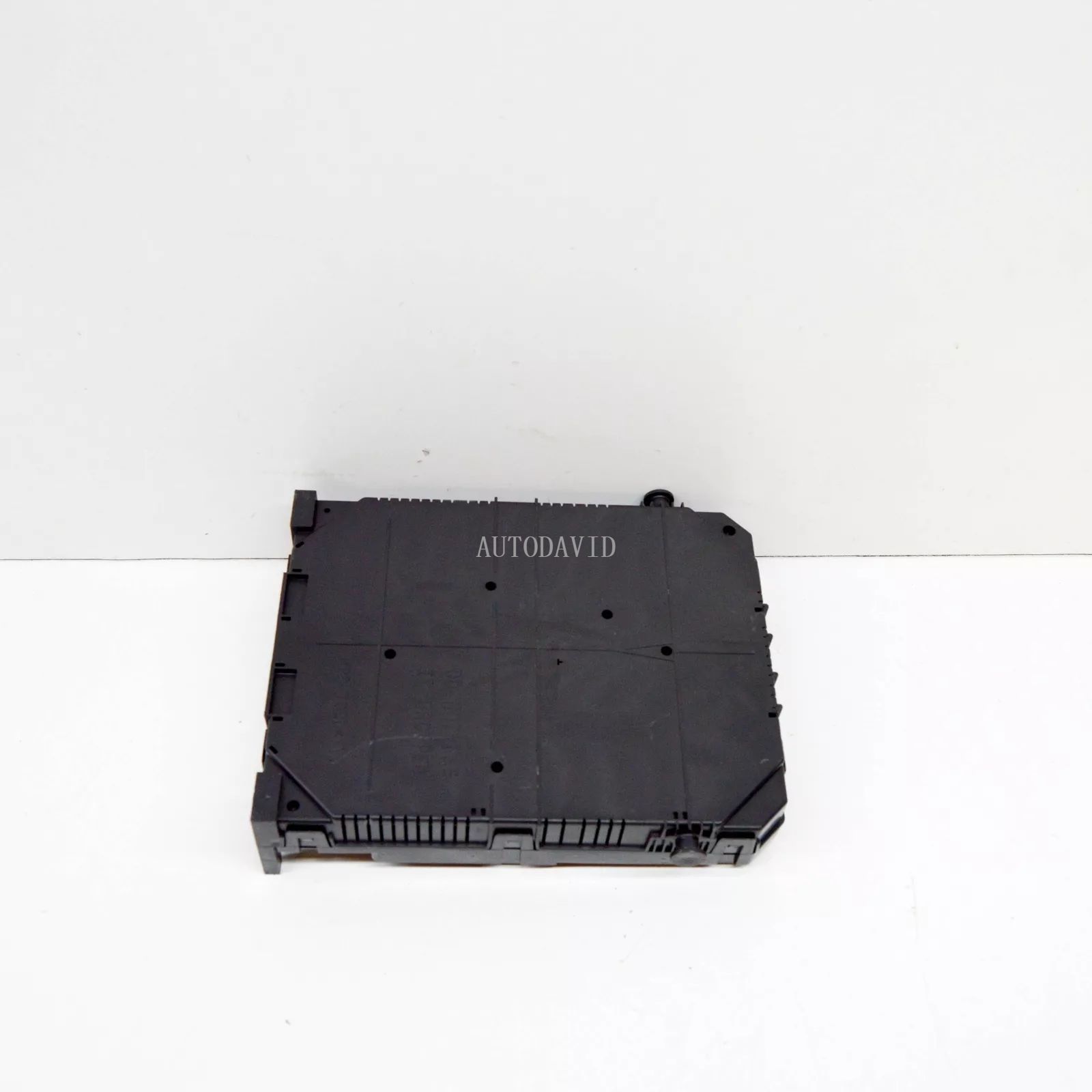 صندوق فيوز المحرك BSM الجمعية لبيجو 3008 SUV 1.6 THP، المحرك 5GZ (EP6FDT) OEM: 9819855580 28550098 HS01-042-014