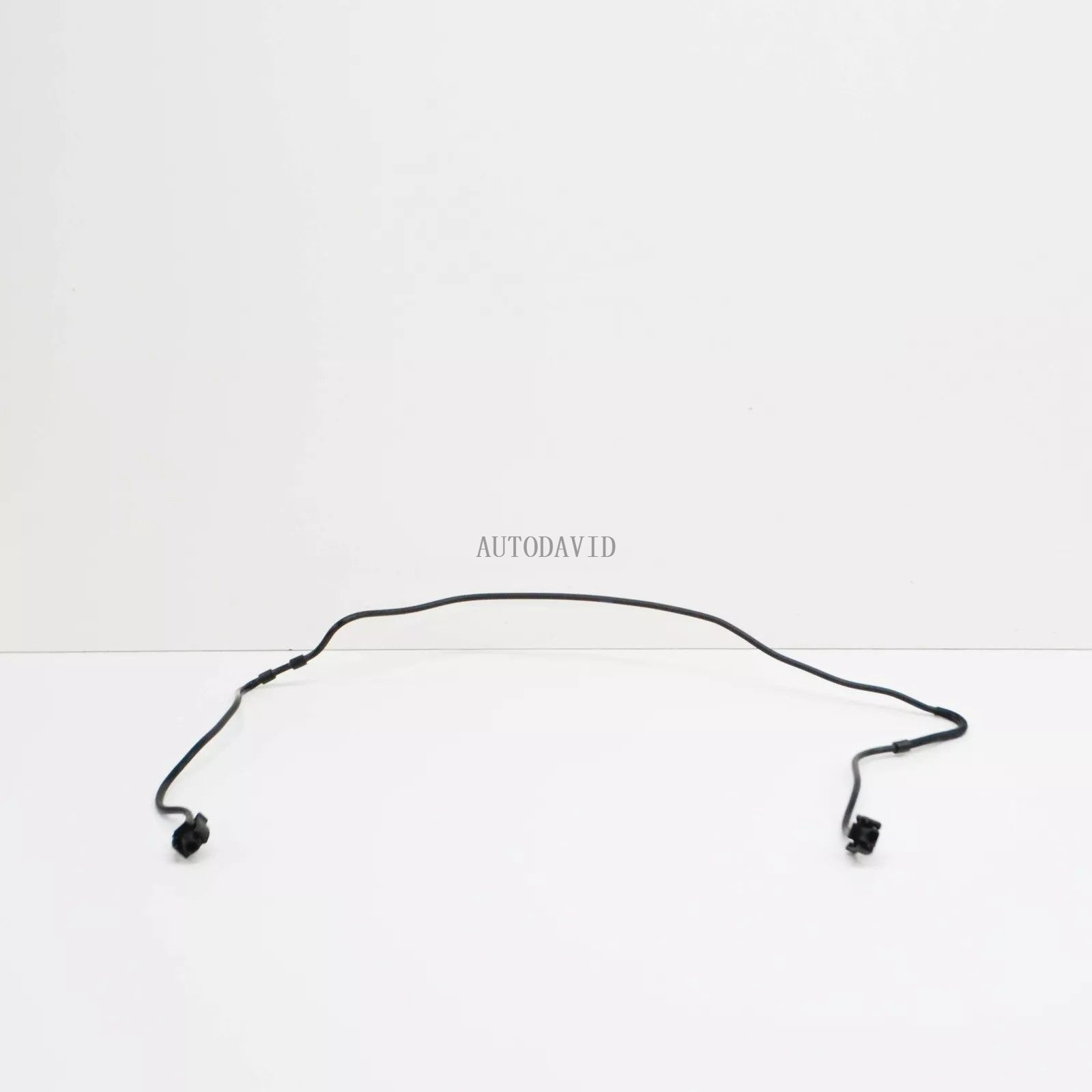 أنبوب تفريغ رأس الأسطوانة لبيجو 5008 2016-2018 OEM: 9670815980 HS02-023-052