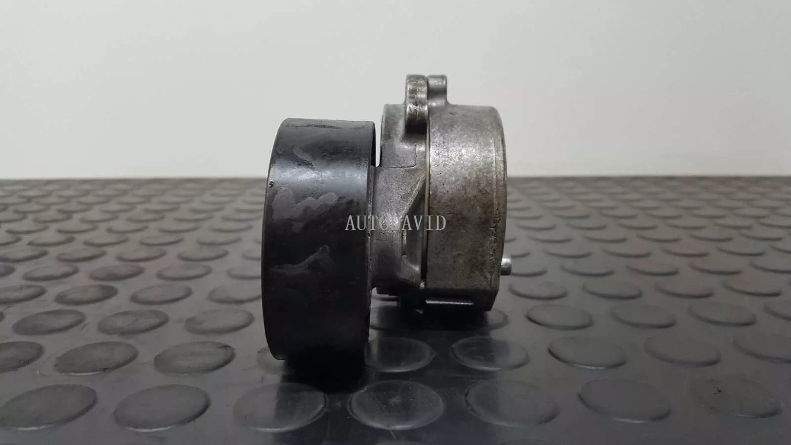 مجموعة بكرة الموتر لبيجو 206 308 307 406 407 سيتروين C4/5/8 البلاستيك OEM: 575155A 9634465780A 30684427A 9636355180A HS01-017-032A