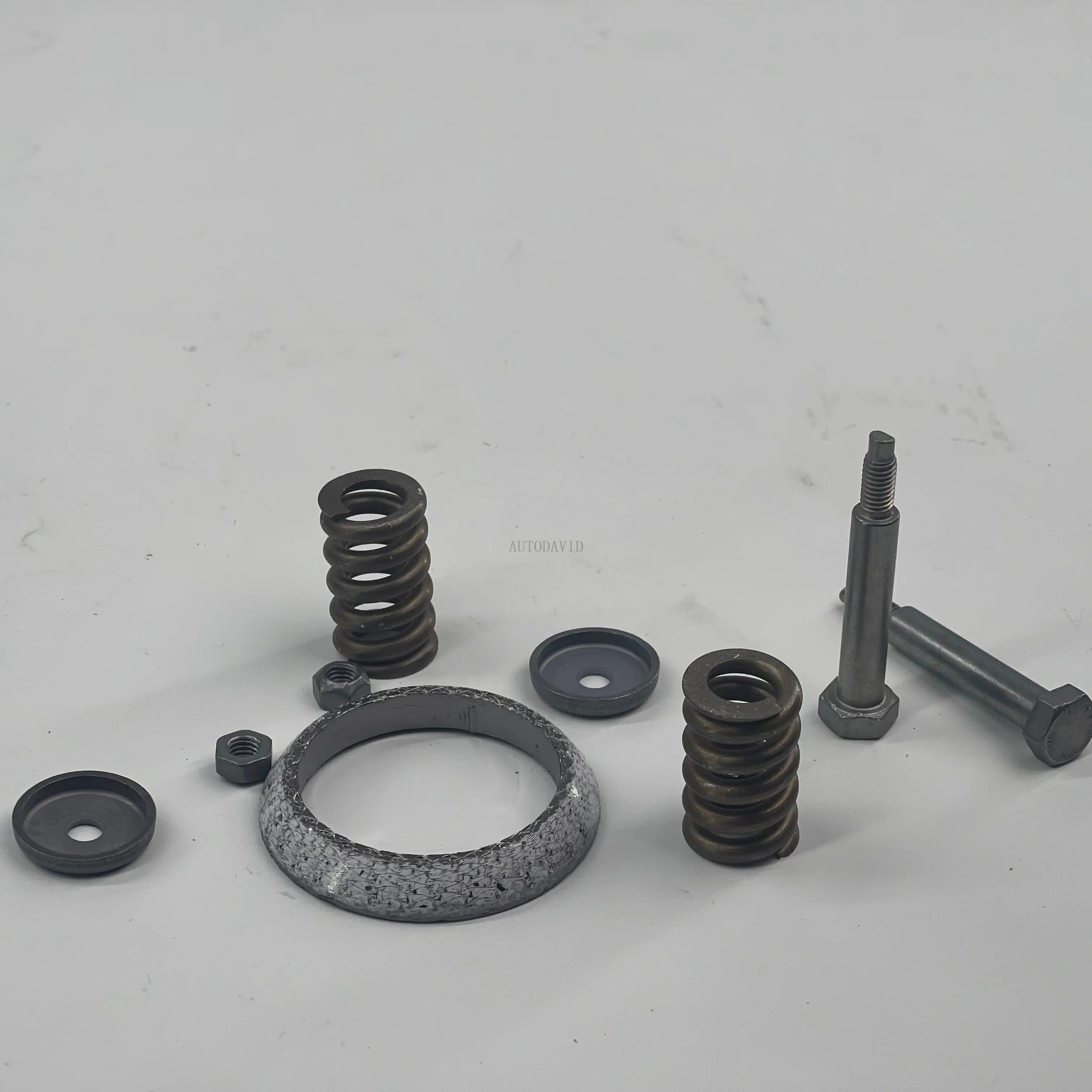 مجموعة أنابيب العادم لبيجو 206 207 307 408 CitorenC2 C4 C4L TU5JP كتلة المحرك OEM: 179774 HS01-013-005