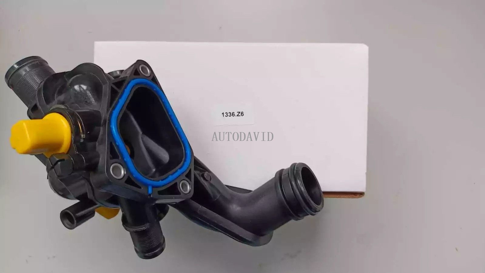 نظام التبريد مجموعة ترموستات شفة المياه لبيجو 208 308 3008 1.4 VTi، سيتروين C4/5، DS3/4 OEM: 9810916980 1336Z6 11537534521 HS02-021-001 