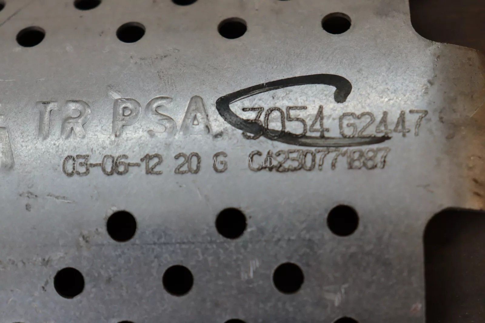 المحول الحفاز لبيجو 307 308 16 فولت [OHNE Lambdasonde] OEM: 1706V6 C4230771887 HS01-013-038