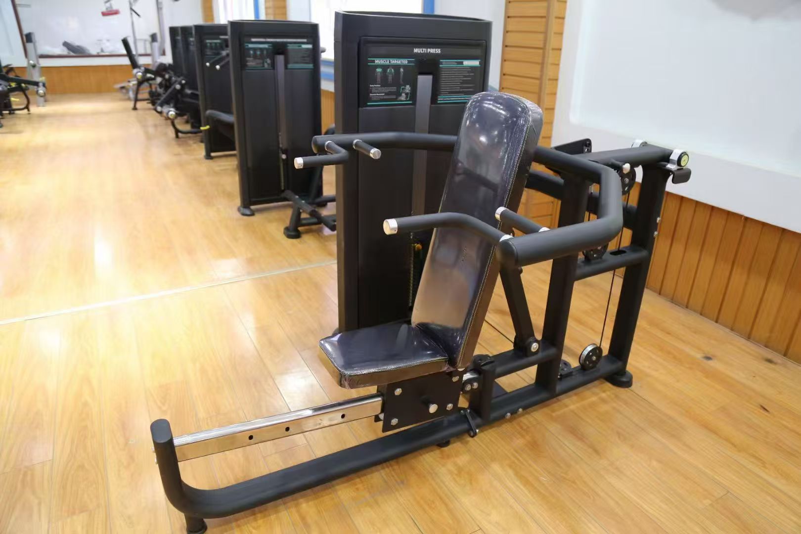 commercial strength training 7 komercinės jėgos treniruotės 7