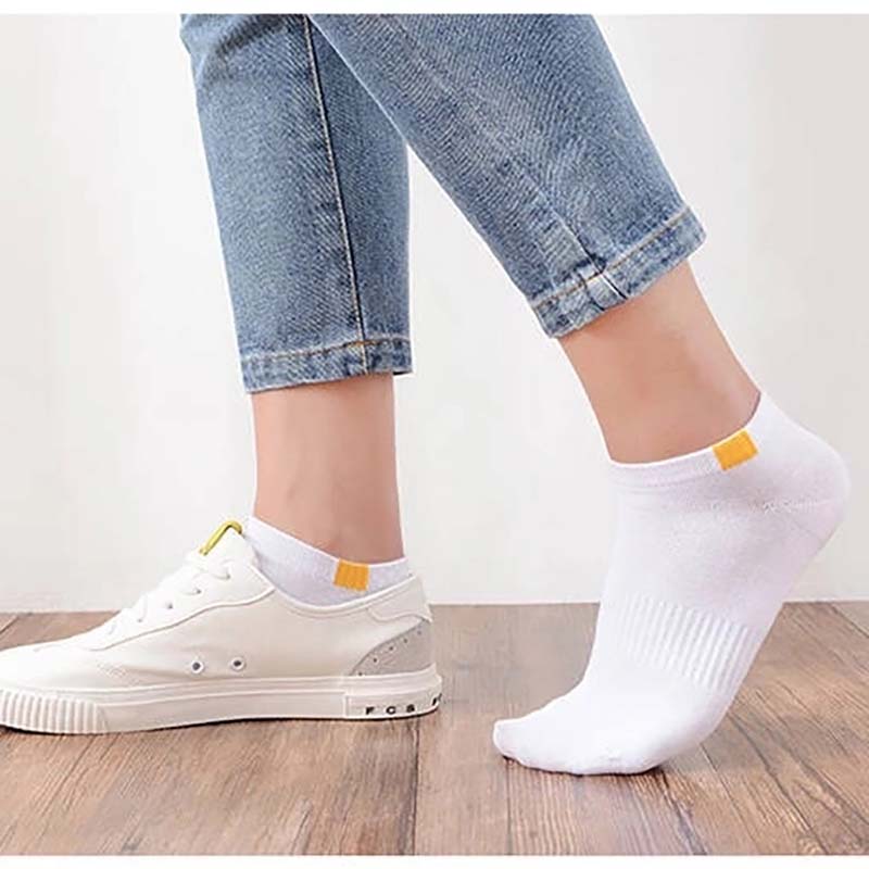 Spring and summer style wholesale men's sweat fabric breathable short tube shallow mouth low top men's ship socks