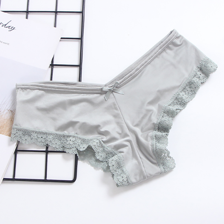 High Quality Ladies Underwear Sexy Seamless Low Rise Ice Silk women Panties Traceless Sexy Girl Underwear Fashion