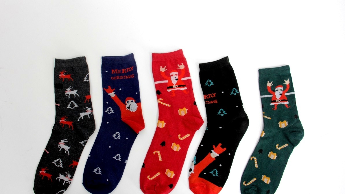 Winter Socks 5 Santa Gift Stockings Fashion Mid-Calf Women Christmas Socks