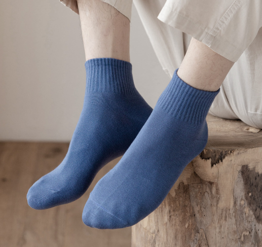 Cotton boys ankle socks plain casual men socks