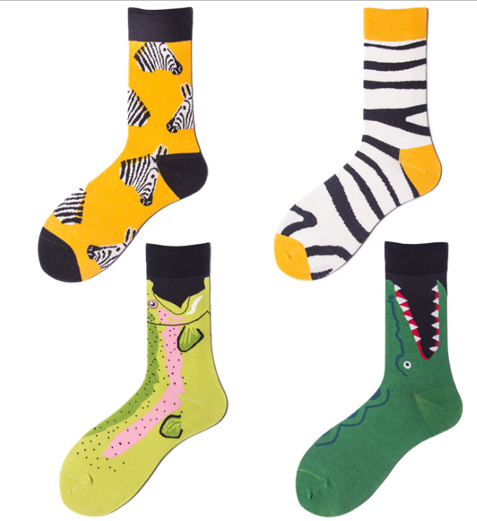 Wholesale custom logo high quality colorful funny crew cotton men socks