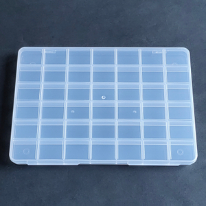 42 Grid Plastic Organizer Box 23.2x16.5x1.8cm