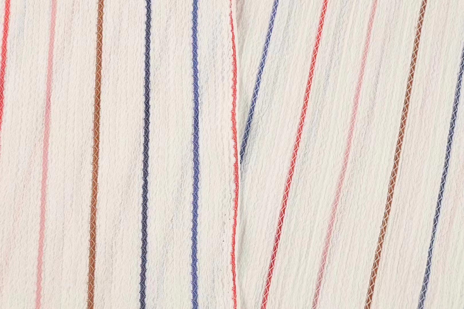 warp-knitted crinkle fabric (7) نسيج محبوك ومجعد (7)