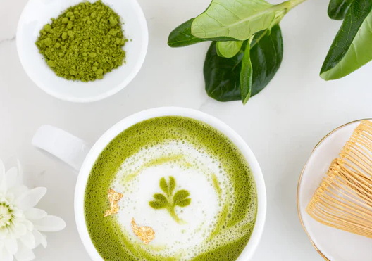 האם תה ירוק L-Theanine יעיל ב-60% יותר מ-5-HTP לתמיכה במצב הרוח