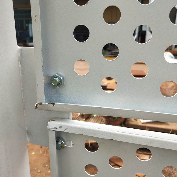 广东金属镀锌板冲孔板围挡 道路圆孔防护网工地铁皮围挡