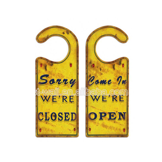 Hot Sale New Design Decorative Iron Fancy Door Hanger