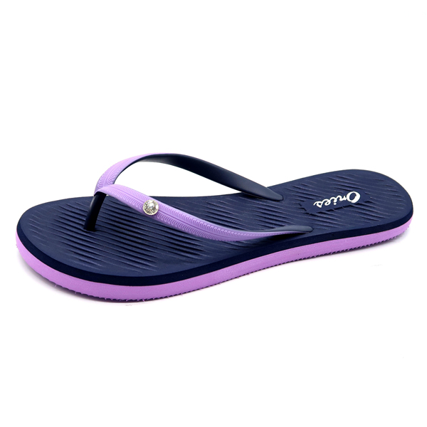 Style simple et charmant avec diamant sur les dessus en PVC pour femmes EVA Tongs AH-8E022 - Briquettes