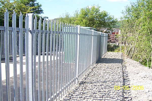W Type Palisade Fence