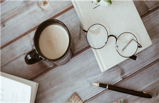 Who Is Suitable for Wearing Progressive Multifocal Lenses?
