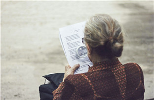 How to Delay Presbyopia?